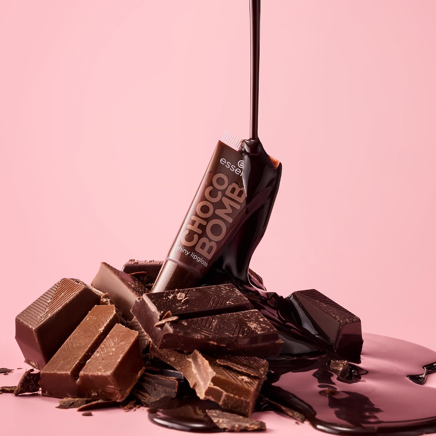 Gloss labial Juicy Bomb essence CHOCO BOMB - Imagem 9